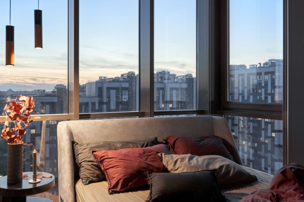 Кухня в двухэтажной квартире на севере Москвы - фото №18